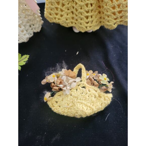 Vintage Peggy Ann Dolls W/ Crochet Dresses, Hats and Flower baskets - Picture 3 of 12